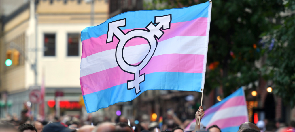 A cada dois dias, uma mulher trans foi assassinada no Brasil em 2020 (Foto: Angela Weiss | AFP | Getty Images)