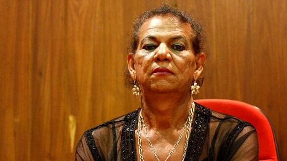 Em 1992, Kátia Tapety foi a primeira travesti eleita na política do Brasil (Foto: Divulgação)