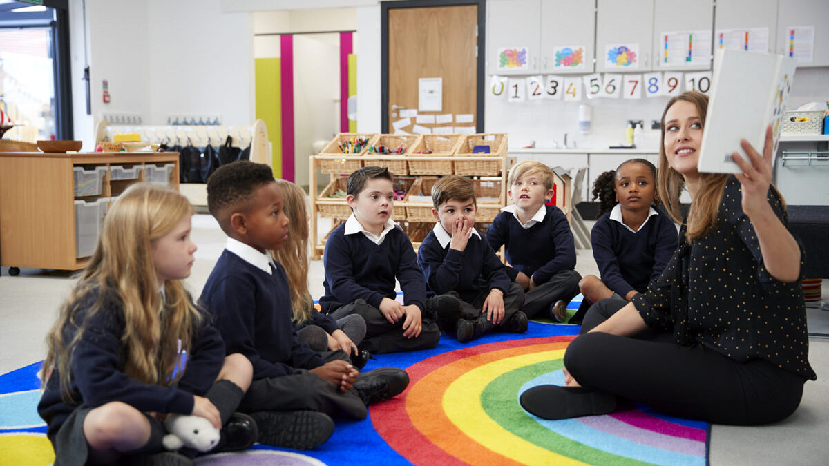 Escolas da Inglaterra terão aulas obrigatórias sobre diversidade sexual (Foto: Reprodução)