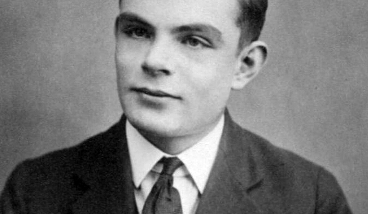 Alan Turing devia ser um ícone gay', diz Keira Knightley