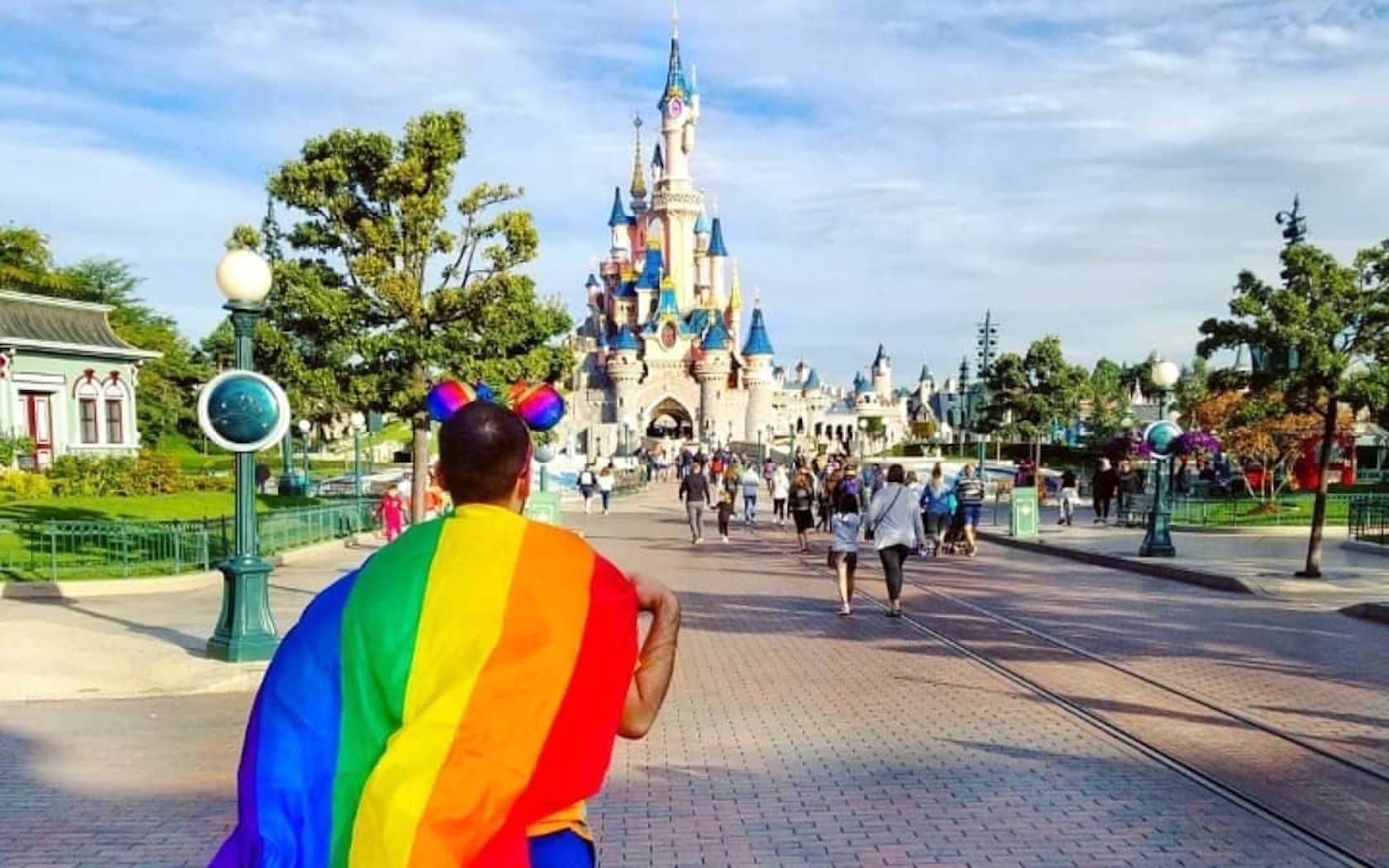 Disney revela primeira protagonista bissexual da história: Conheça