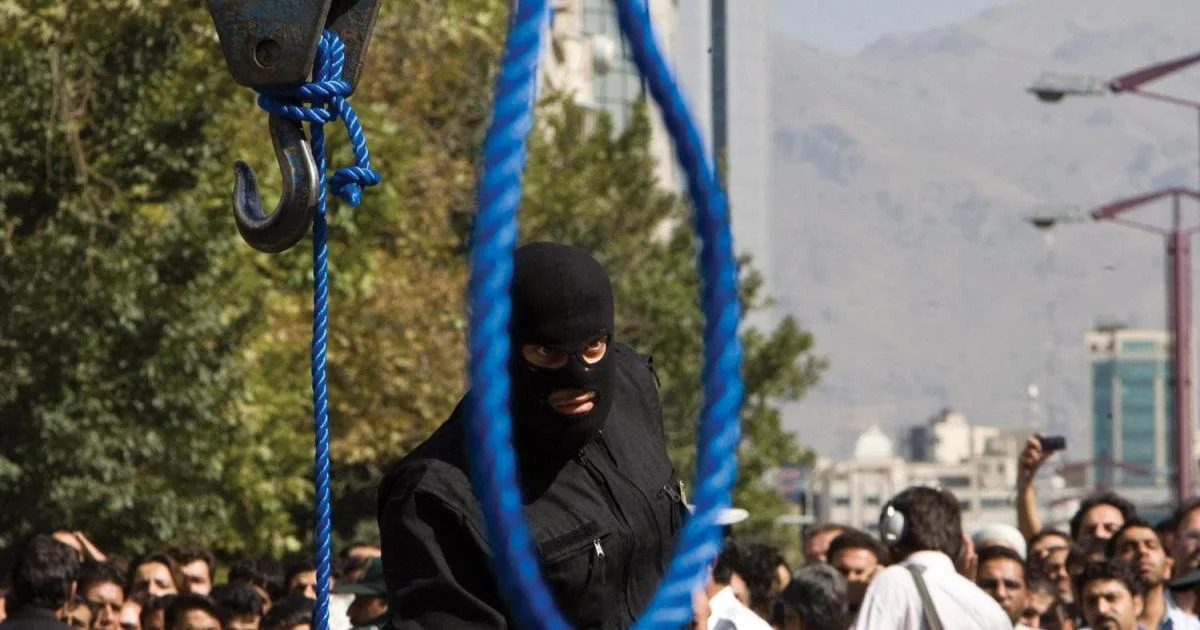 No Irã, dois homens foram brutalmente executados por serem LGBTI+ [Foto: Reuters]