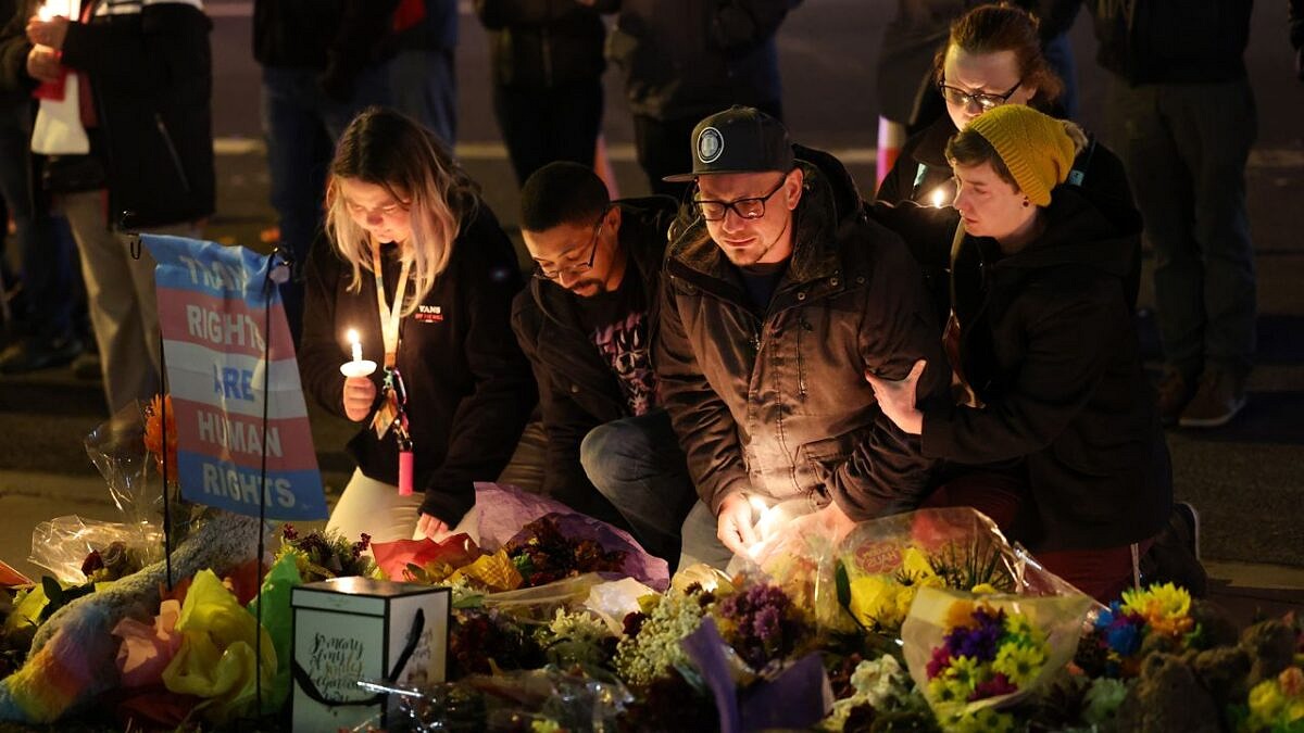 Vigília em homenagem às vítimas do Club Q, em Colorado Springs (Scott Olson | Getty Images)