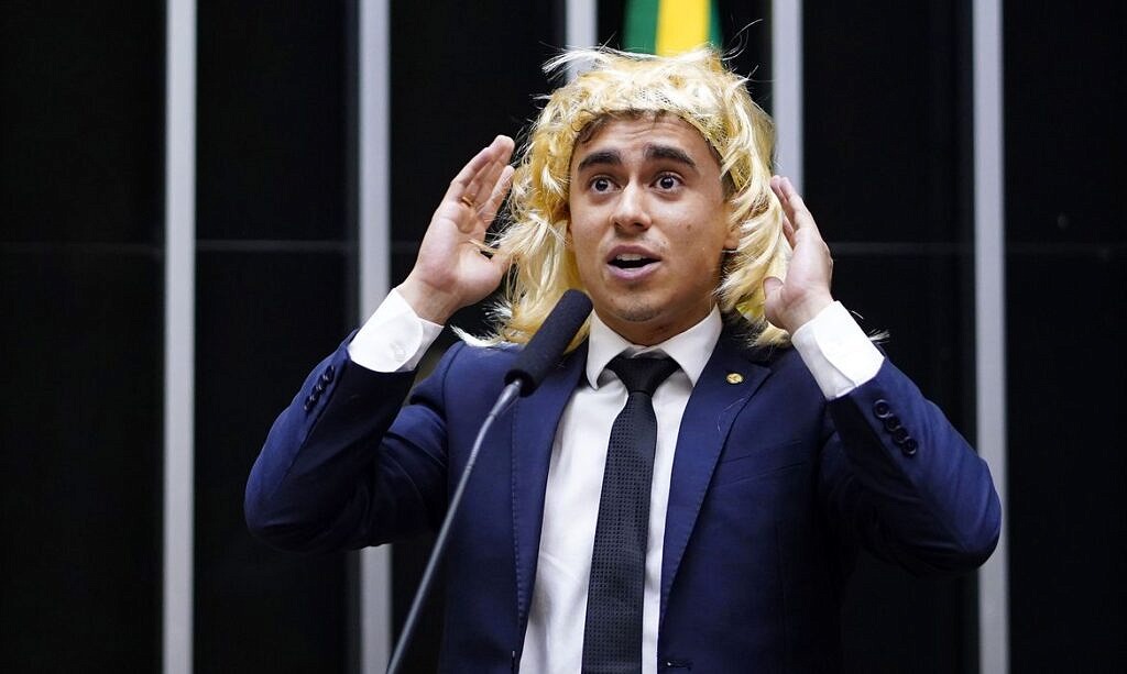 Nikolas Ferreira durante episódio de transfobia no Dia Internacional da Mulher (Foto: Pablo Valadares | Câmara dos Deputados)