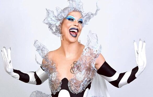 “Vivendo um sonho”: Ikaro Kadoshi comenta “Caravana das Drags”, Xuxa e homofobia