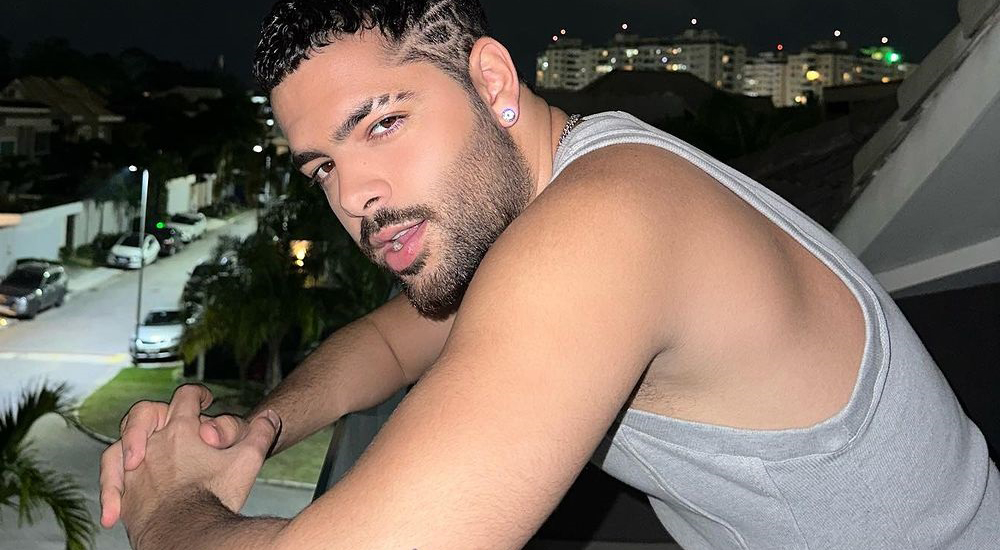 Pedro Sampaio se assumiu bissexual no Lolla 2023 [Foto: Instagram/Reprodução]