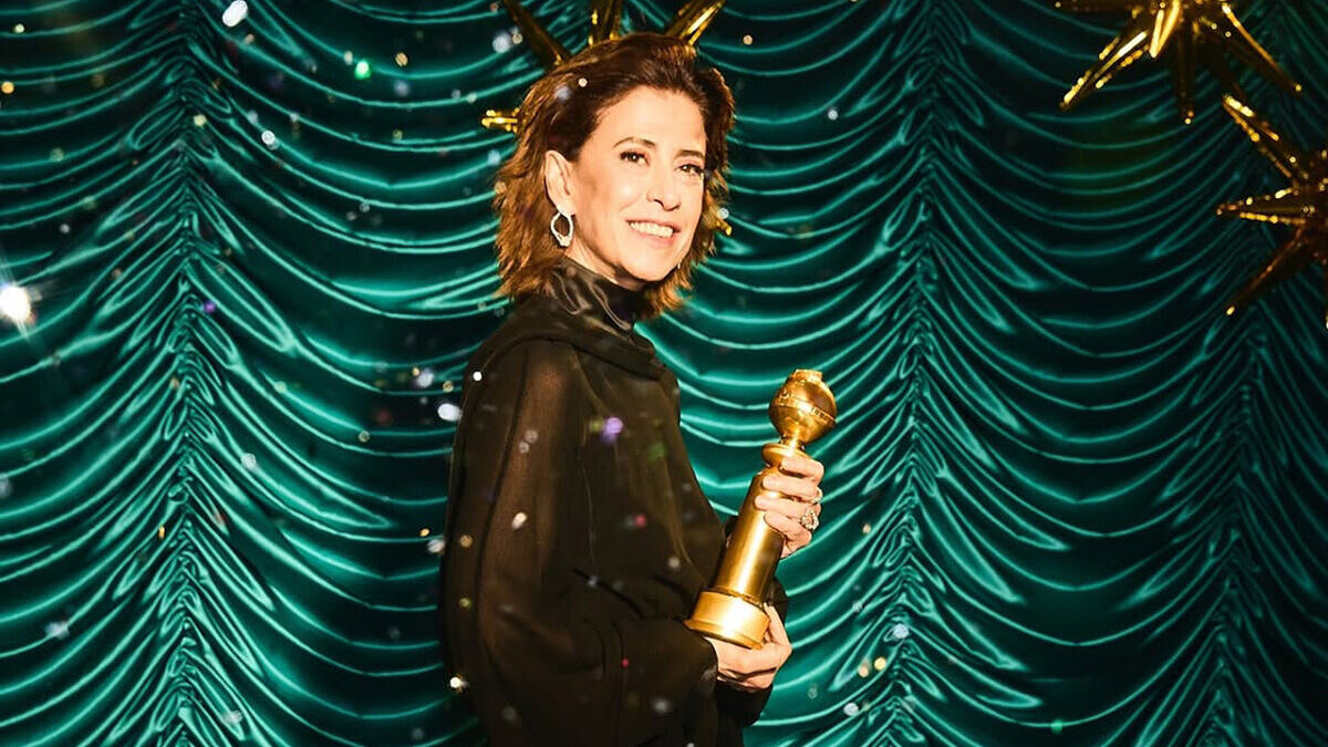Fernanda Torres se tornou a primeira atriz brasileira a conquistar o Globo de Ouro (Foto: Reprodução/Golden Globes)