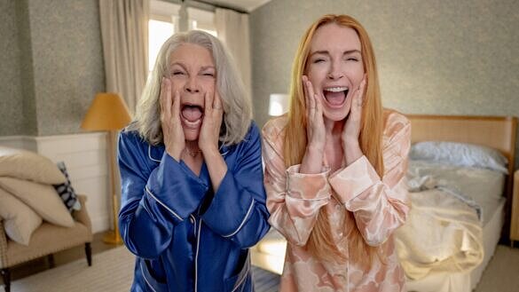 Jamie Lee Curtis e Lindsay Lohan estão de volta como mãe e filha em "Uma Sexta-feira Mais Louca Ainda" (Foto: Divulgação)